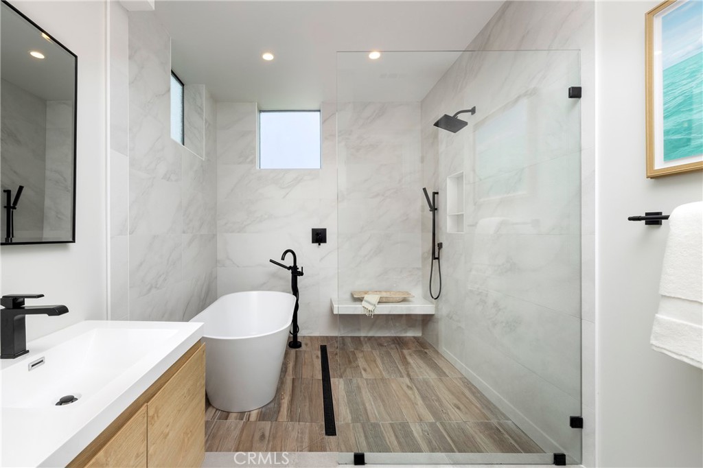 MLS #OC25268924 image #14