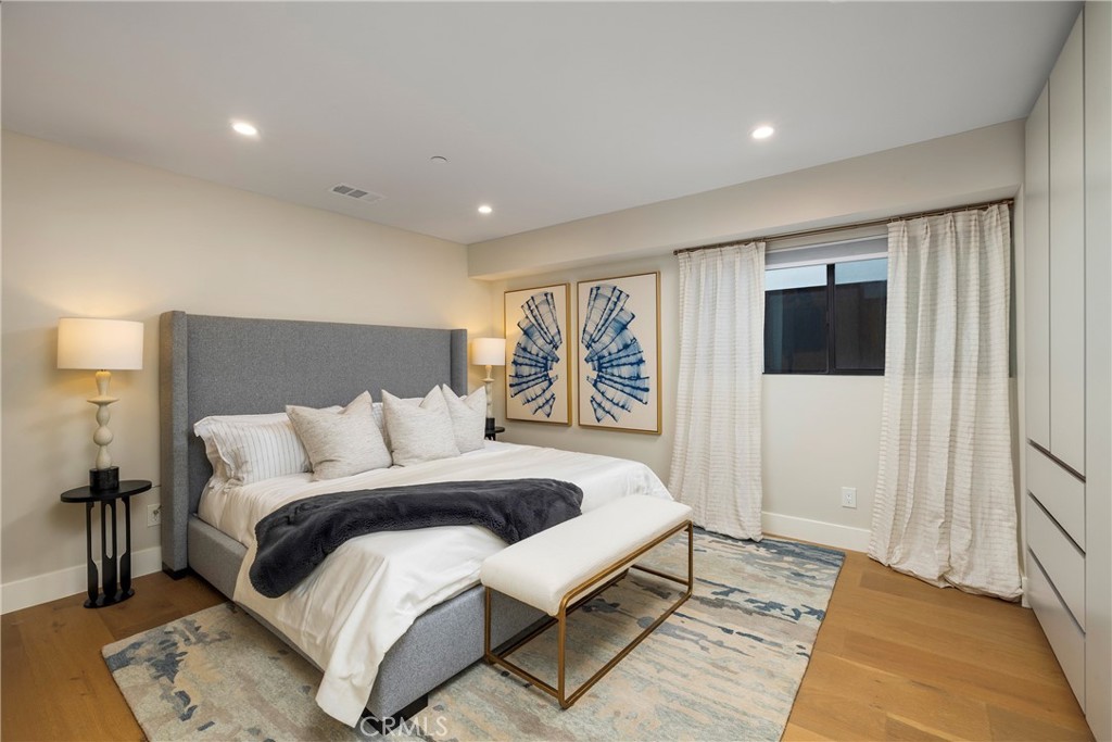 MLS #OC25268924 image #15