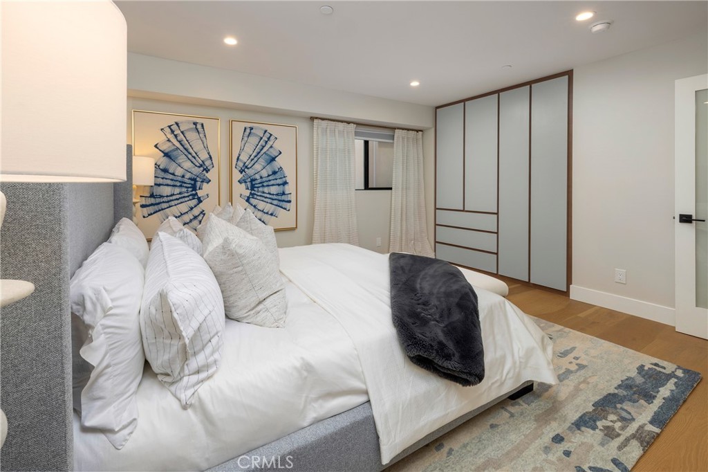 MLS #OC25268924 image #16