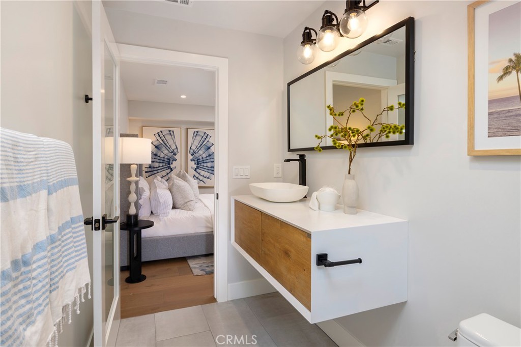 MLS #OC25268924 image #18