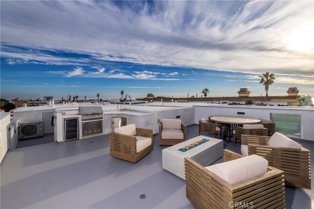 MLS #OC25268924 image #33