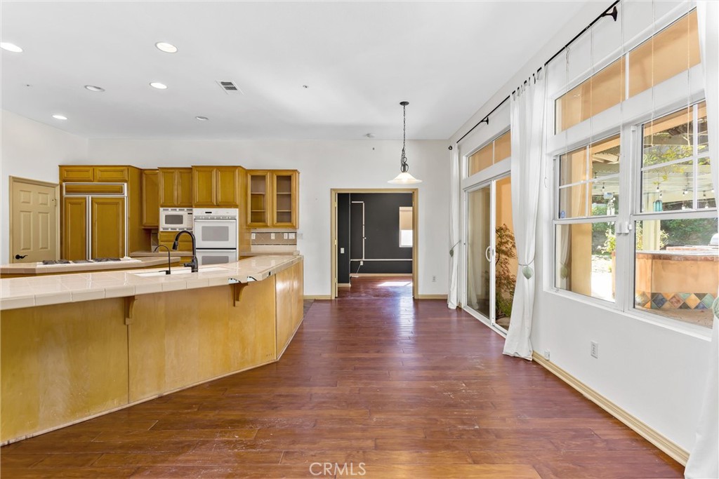 MLS #OC25268953 image #13