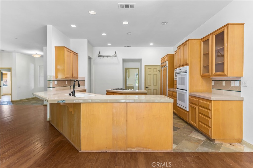 MLS #OC25268953 image #14