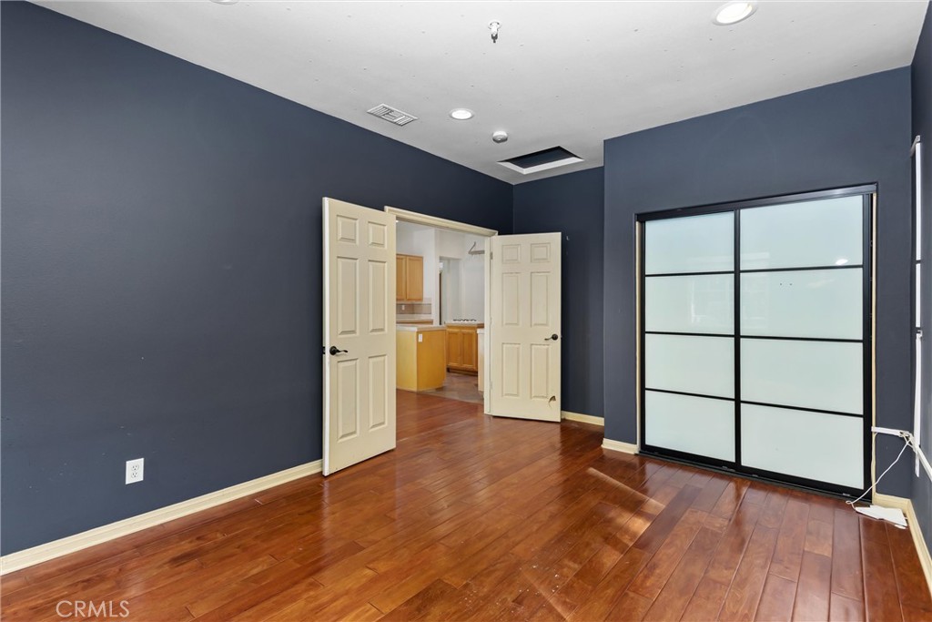 MLS #OC25268953 image #21