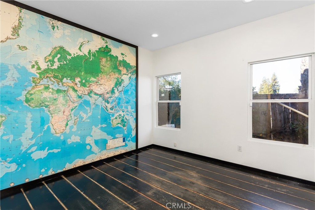 MLS #OC25268953 image #27