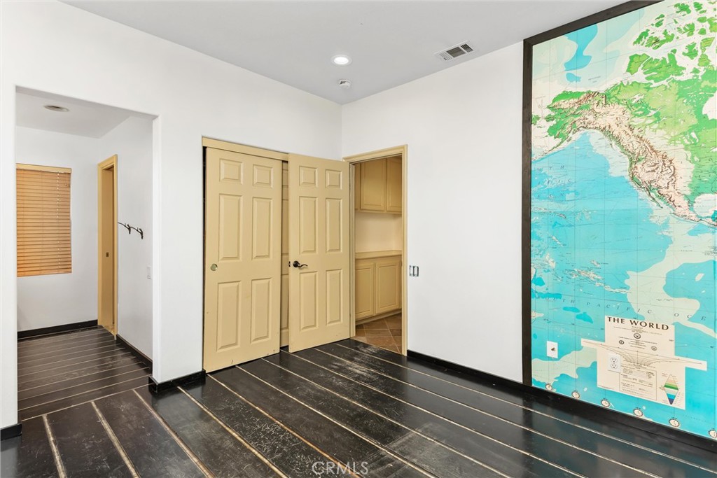 MLS #OC25268953 image #28