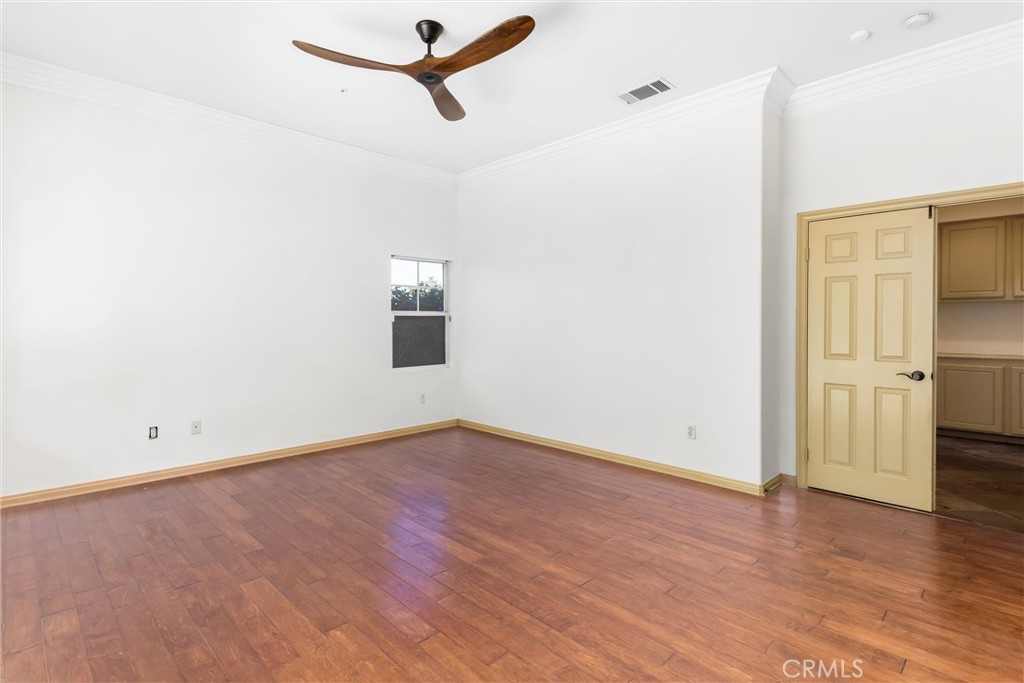 MLS #OC25268953 image #30