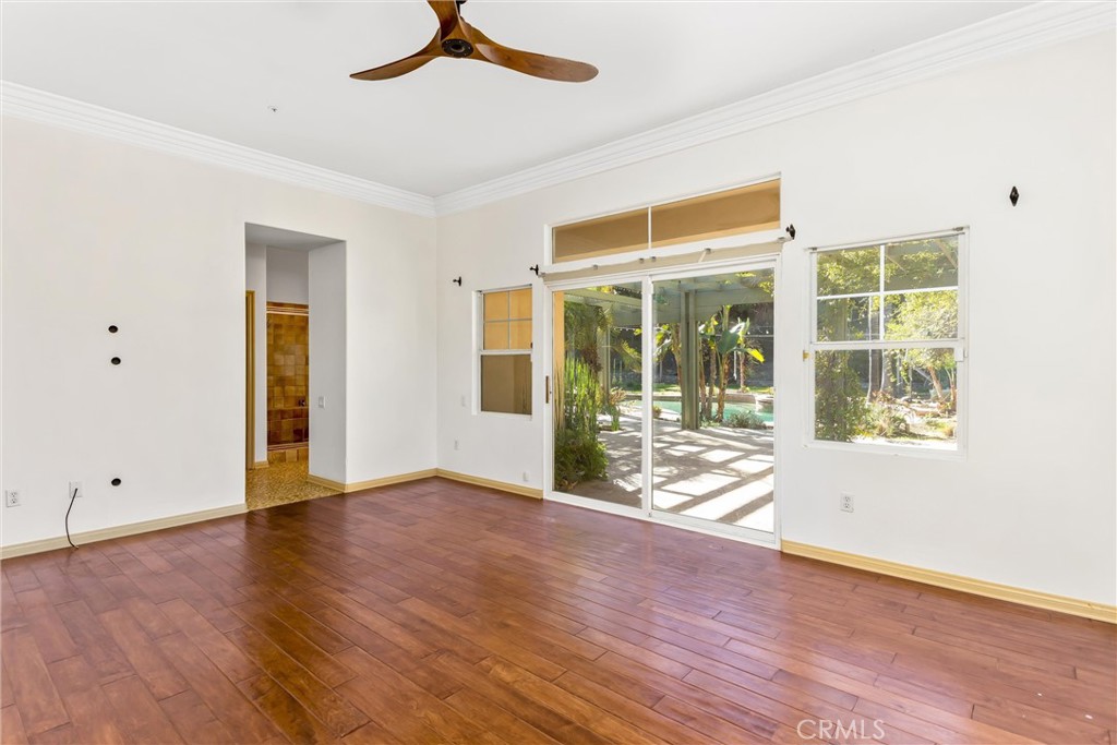 MLS #OC25268953 image #31