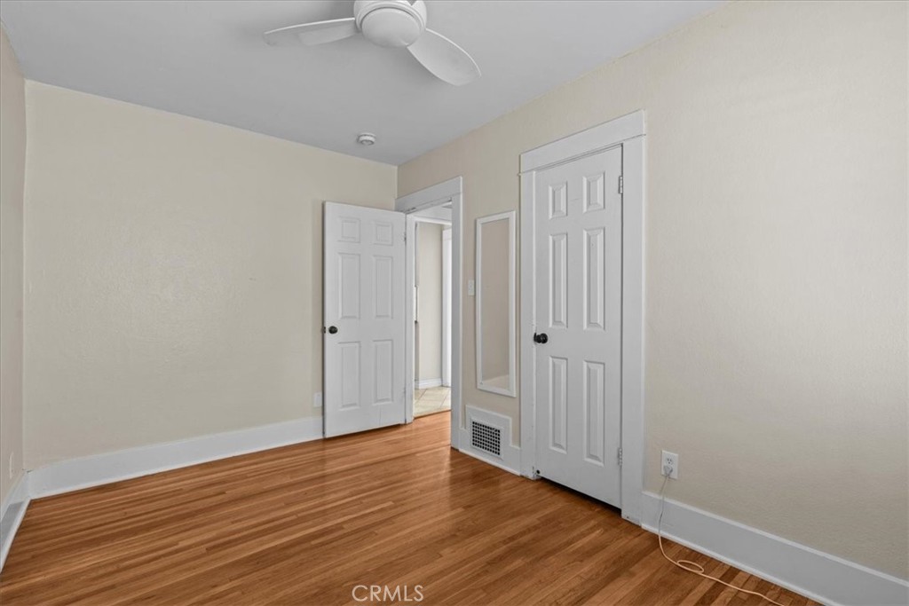 MLS #OC25268967 image #19