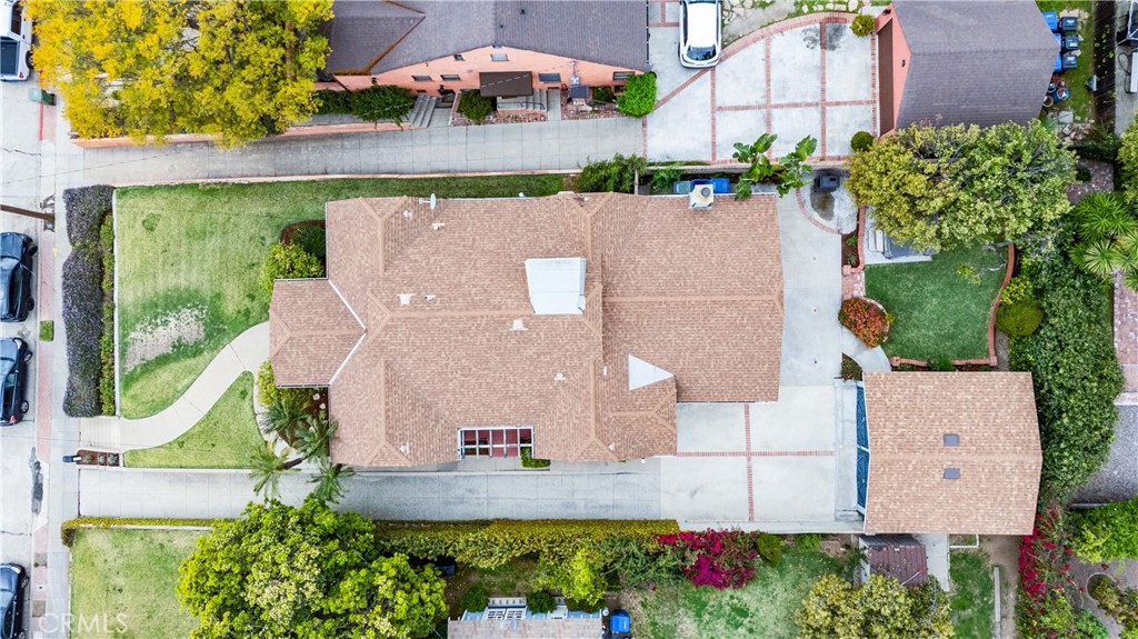 MLS #OC25268967 image #32