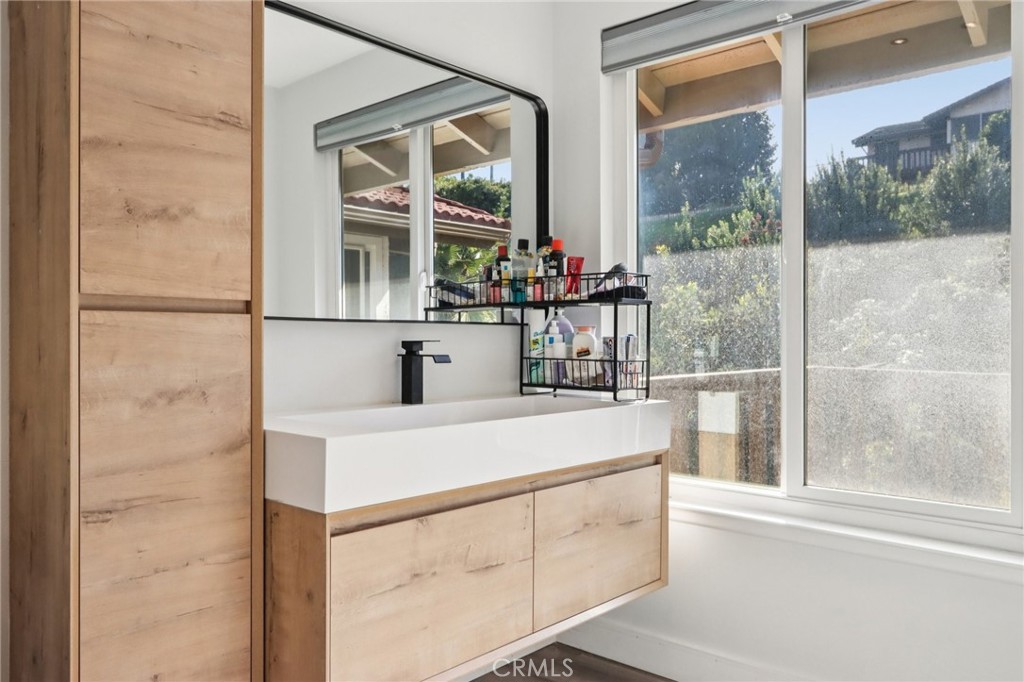 MLS #OC25269026 image #19