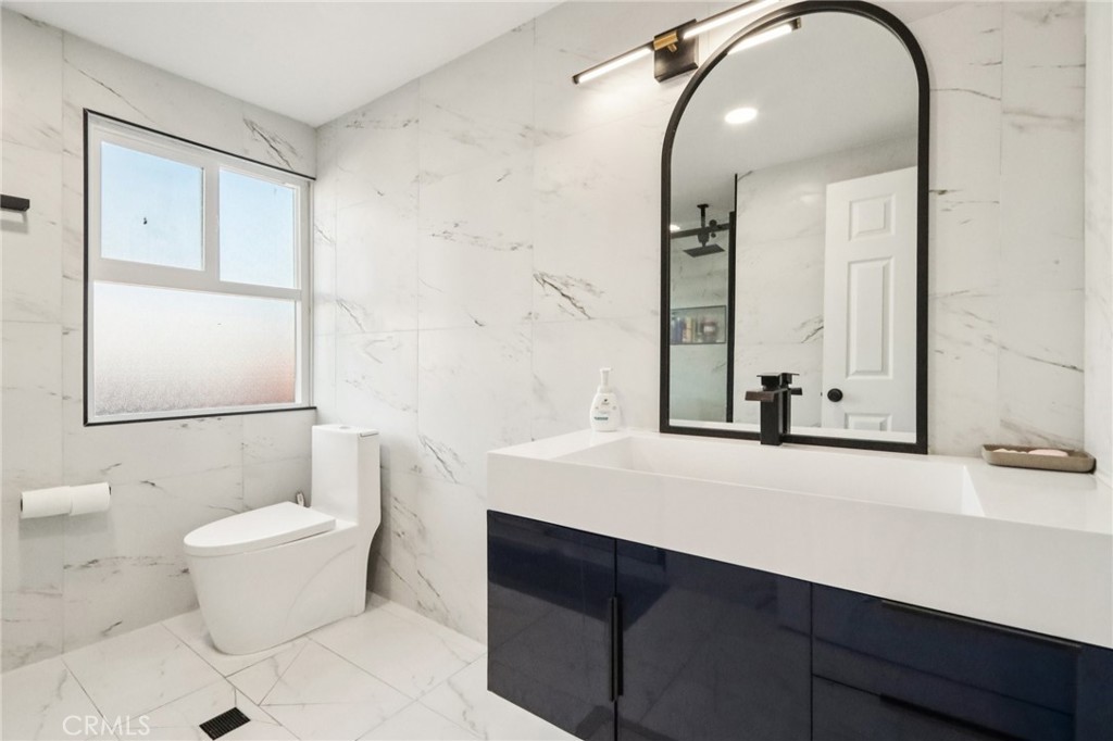 MLS #OC25269026 image #20