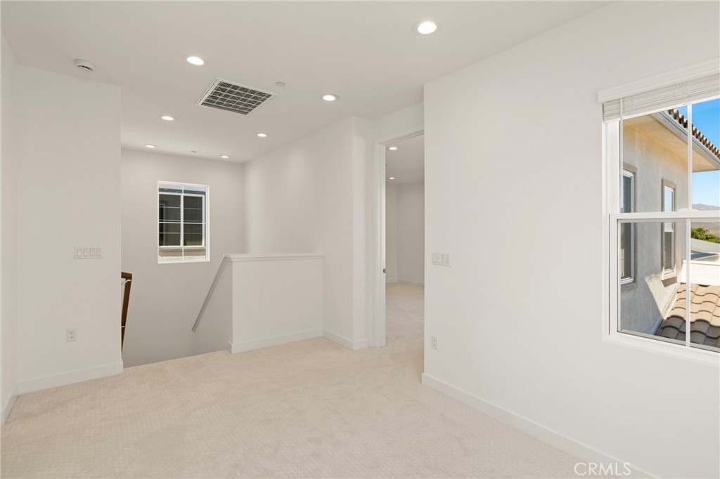 MLS #OC25269027 image #11