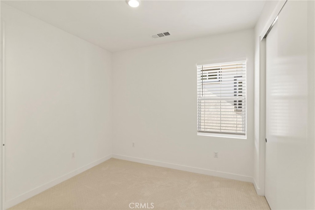 MLS #OC25269027 image #16