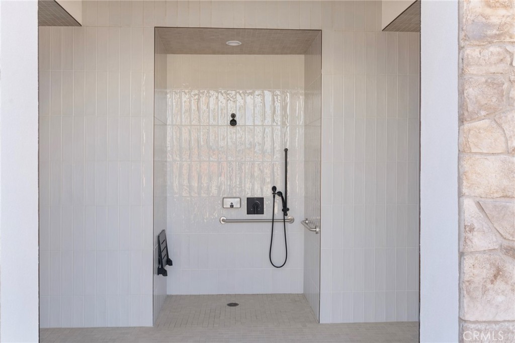 MLS #OC25269027 image #33