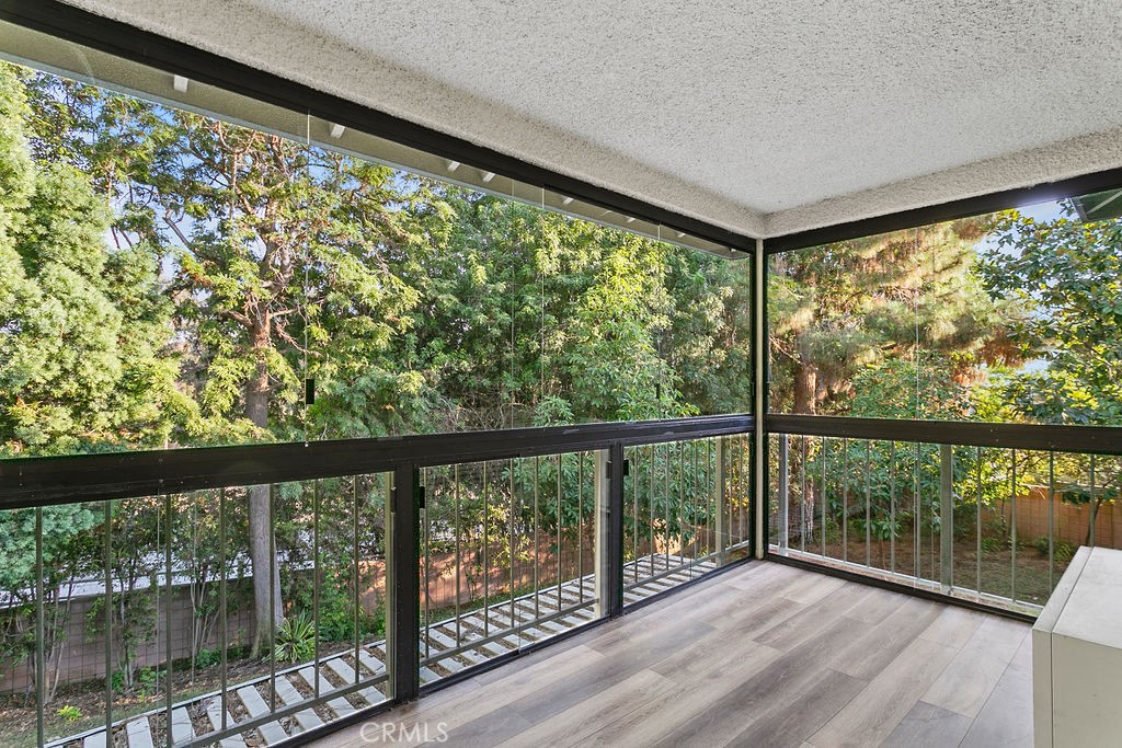 MLS #OC25269030 image #11