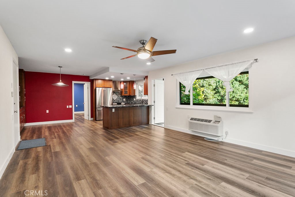 MLS #OC25269030 image #2