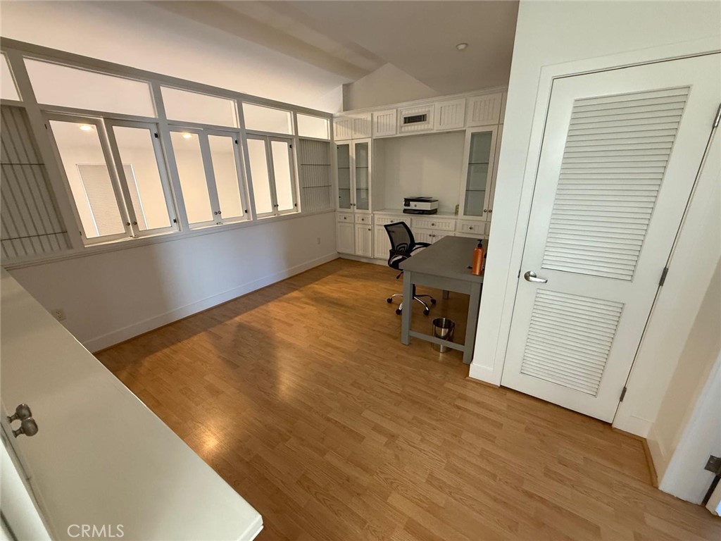 MLS #OC25269034 image #11