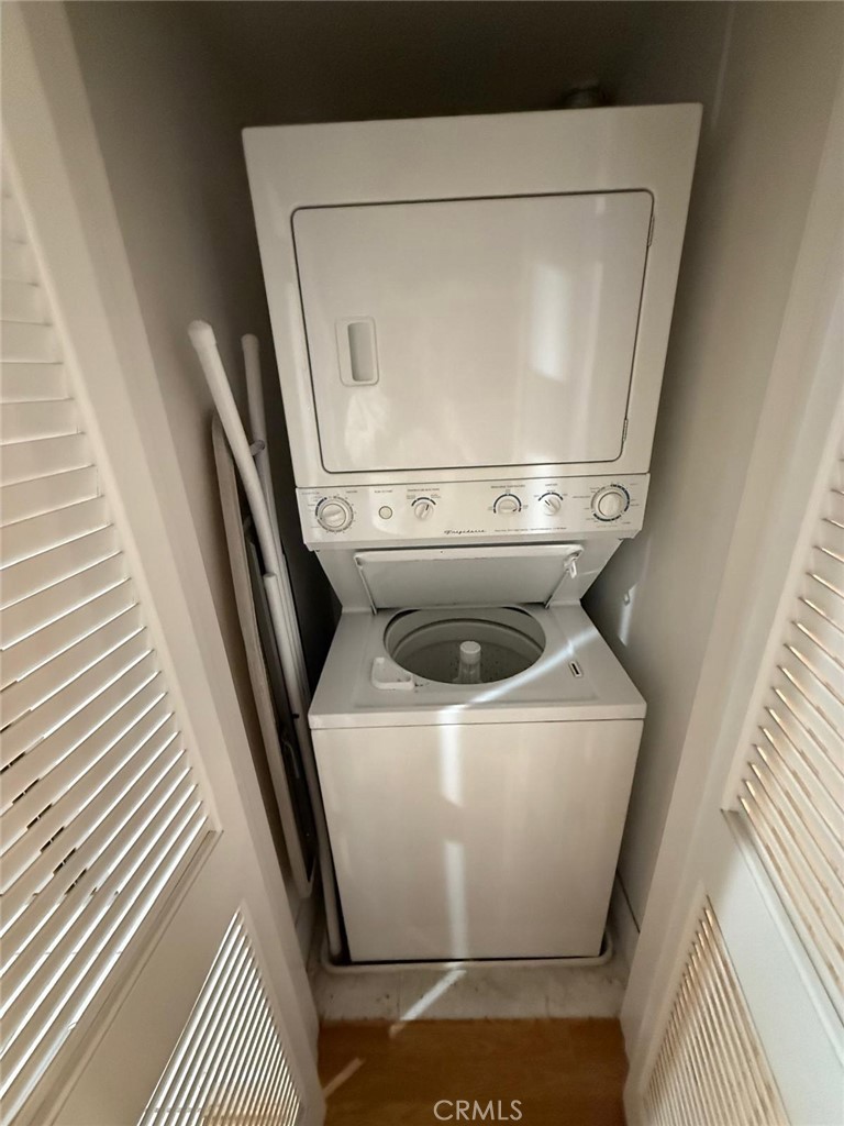 MLS #OC25269034 image #16