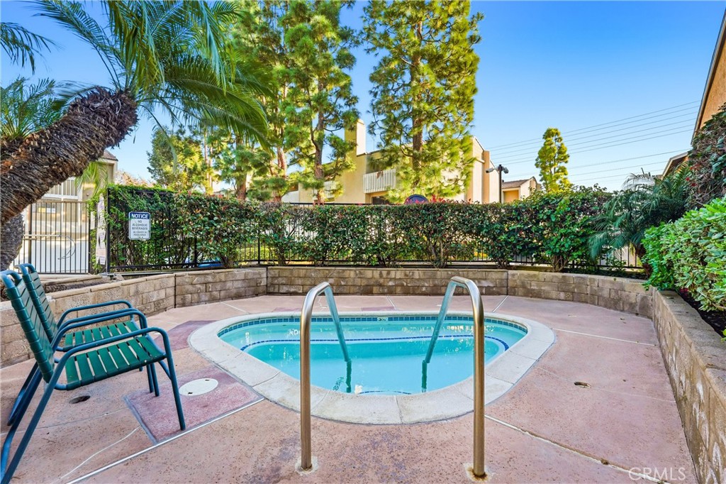 MLS #OC25269061 image #34