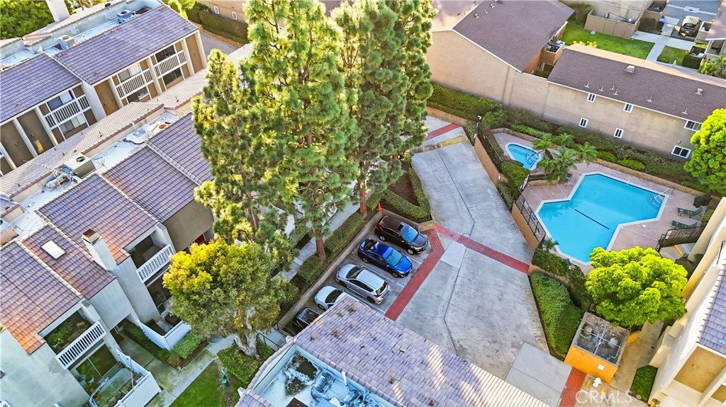 MLS #OC25269061 image #35