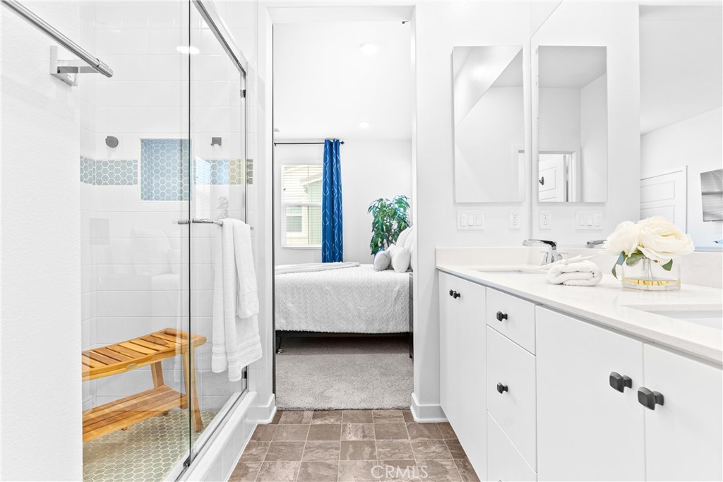 MLS #OC25269066 image #15