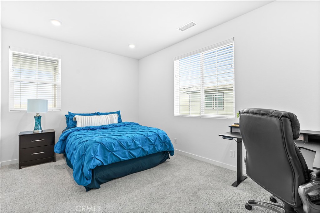 MLS #OC25269066 image #17