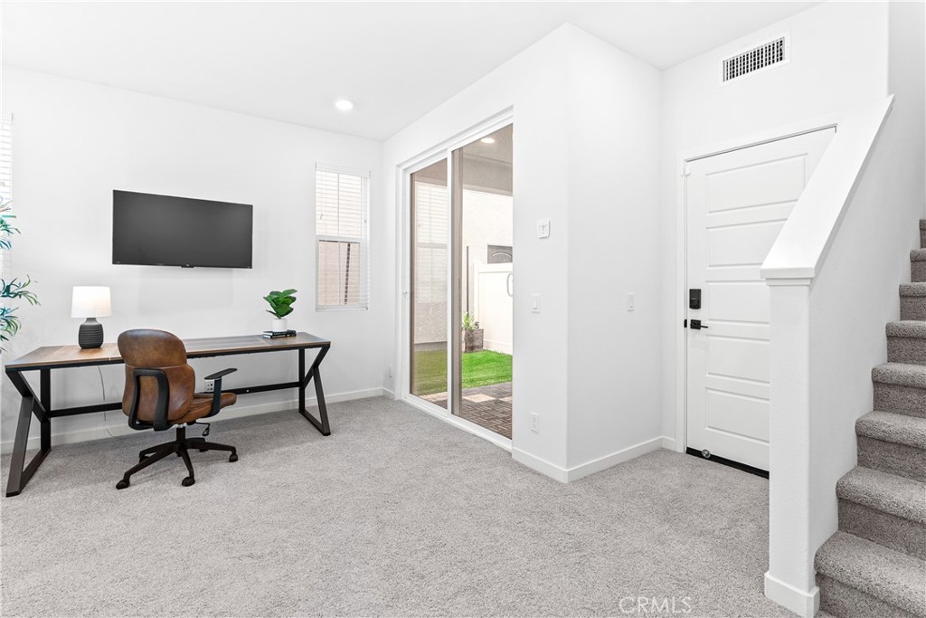 MLS #OC25269066 image #22