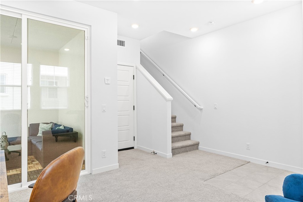 MLS #OC25269066 image #24