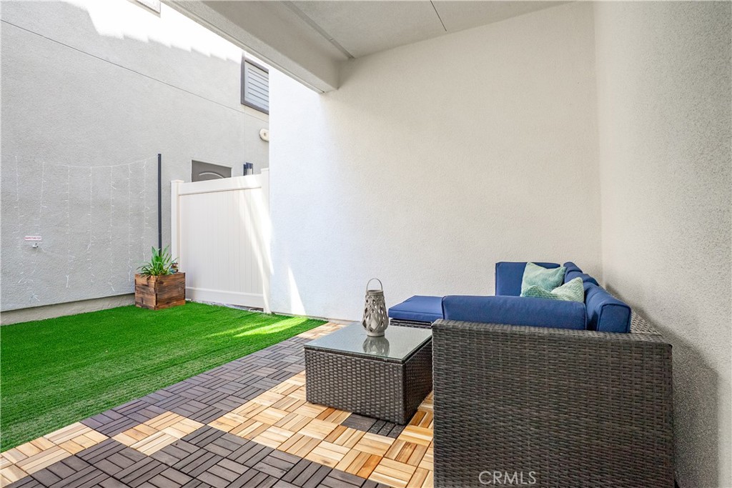 MLS #OC25269066 image #33