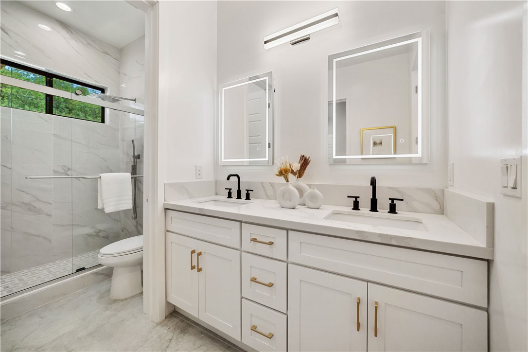 MLS #OC25269068 image #18