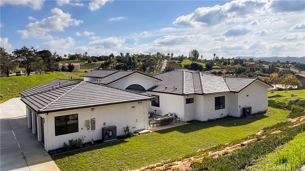 MLS #OC25269068 image #2