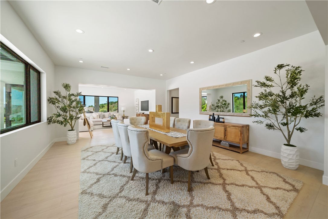 MLS #OC25269068 image #37