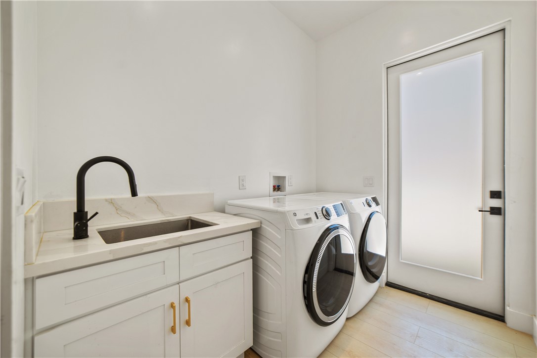 MLS #OC25269068 image #53