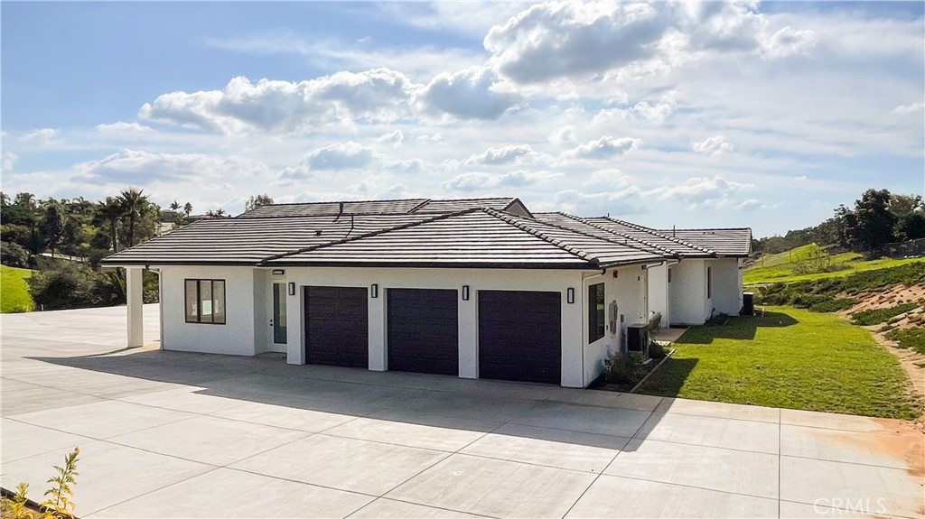 MLS #OC25269068 image #61