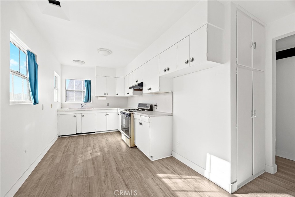 MLS #OC25269091 image #10