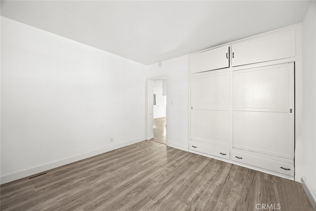 MLS #OC25269091 image #15