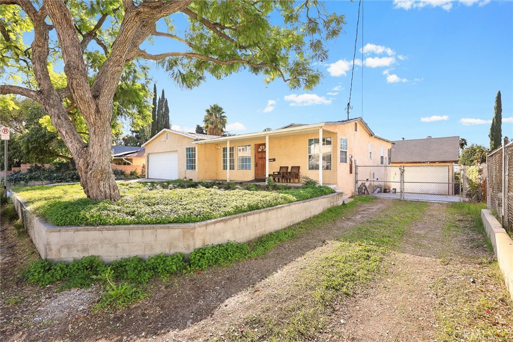 MLS #OC25269091 image #2