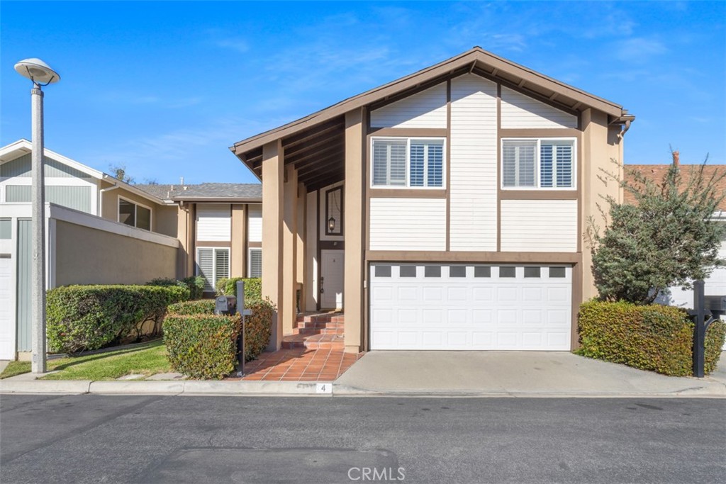 MLS #OC25269103 image #0