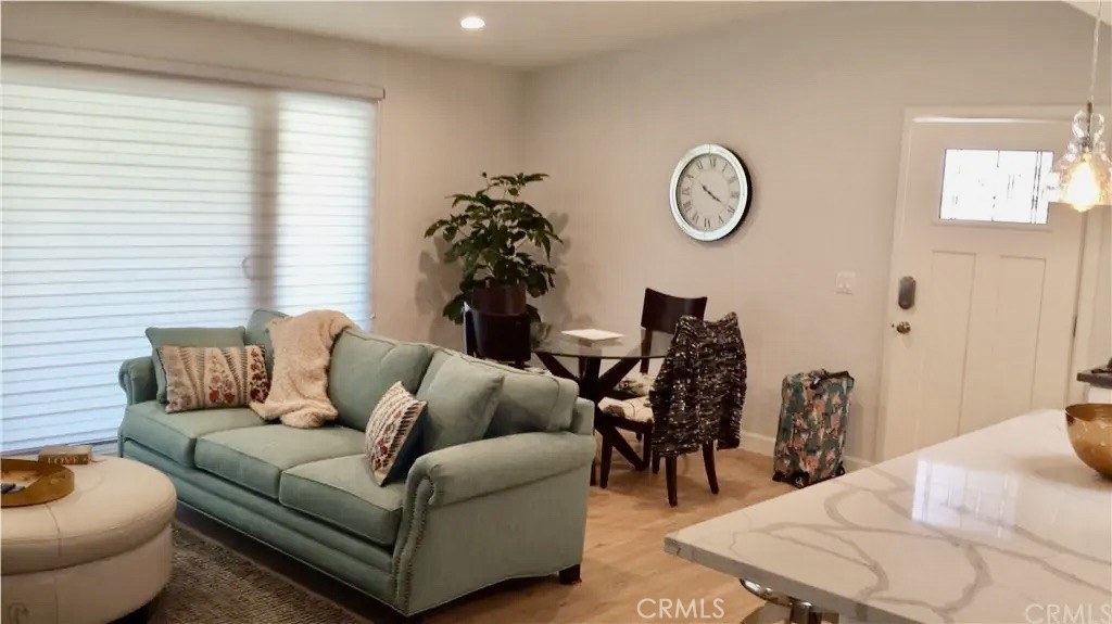 MLS #OC25269132 image #10