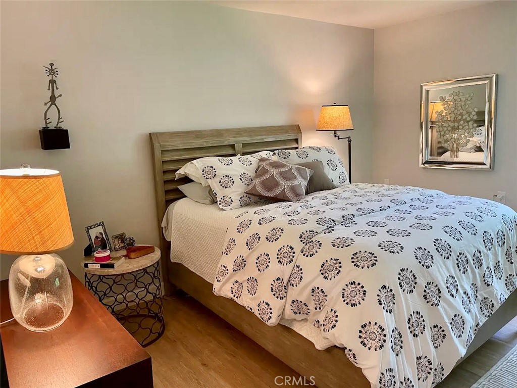 MLS #OC25269132 image #15