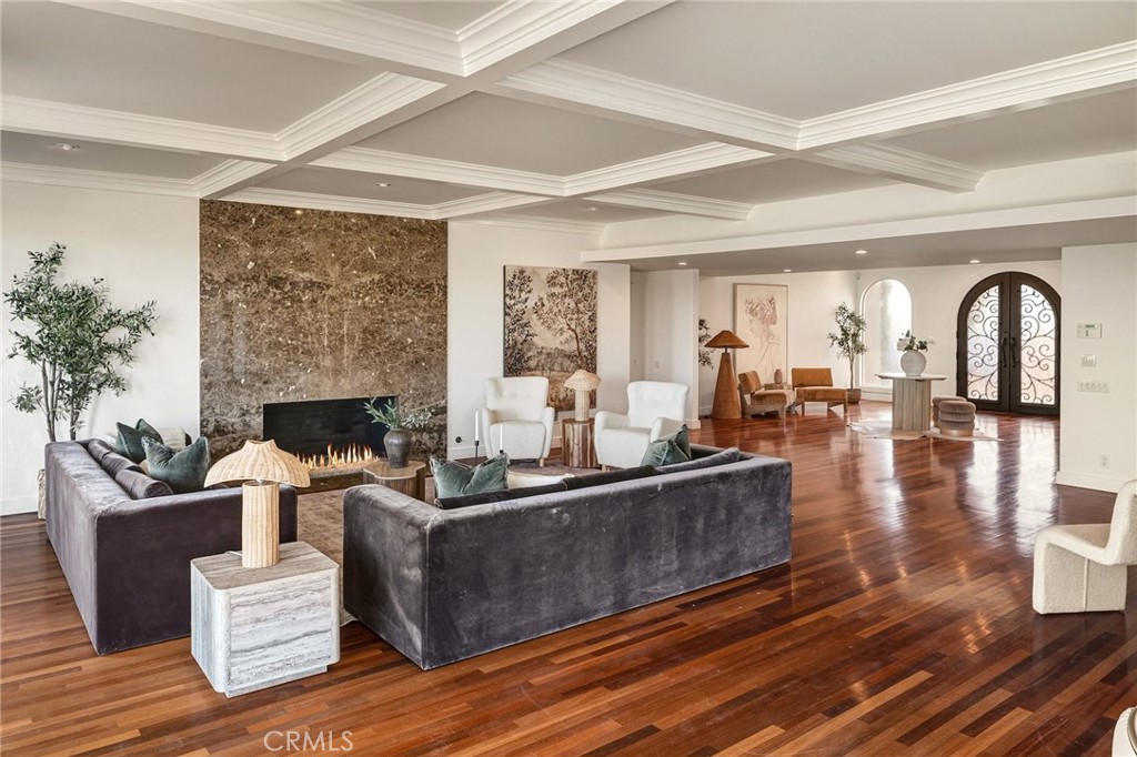 MLS #OC25269144 image #16