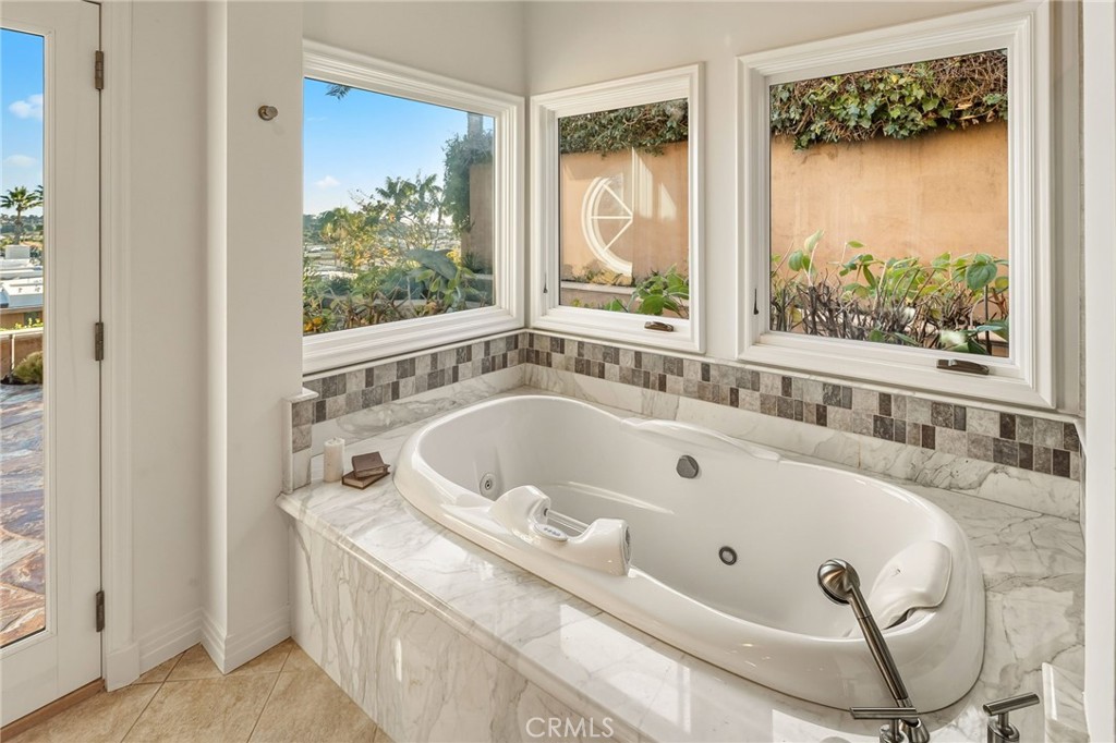 MLS #OC25269144 image #34