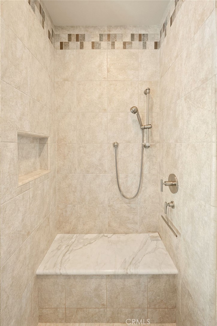 MLS #OC25269144 image #37