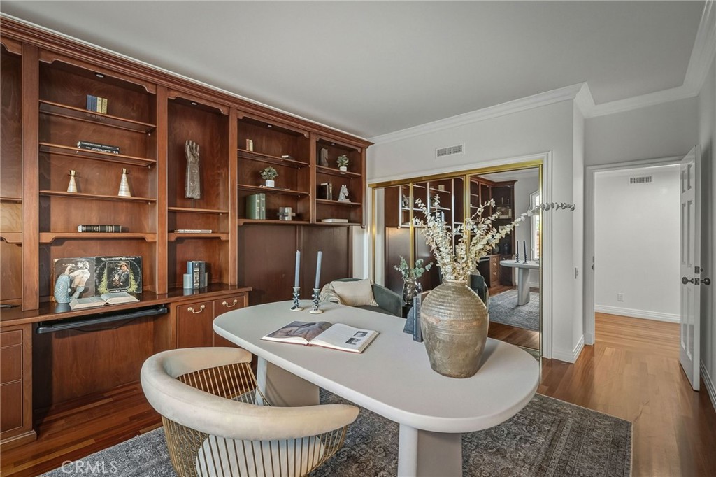 MLS #OC25269144 image #40