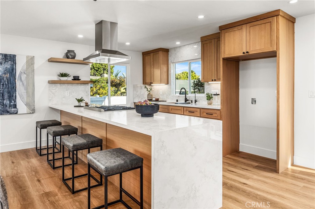 MLS #OC25269159 image #5