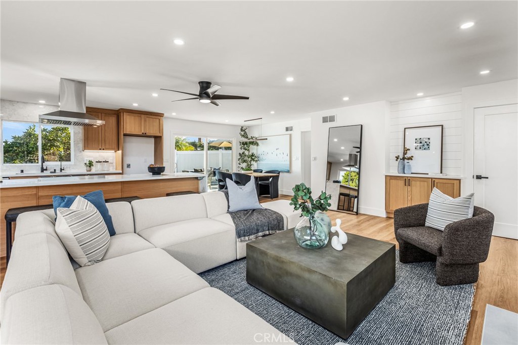 MLS #OC25269159 image #7