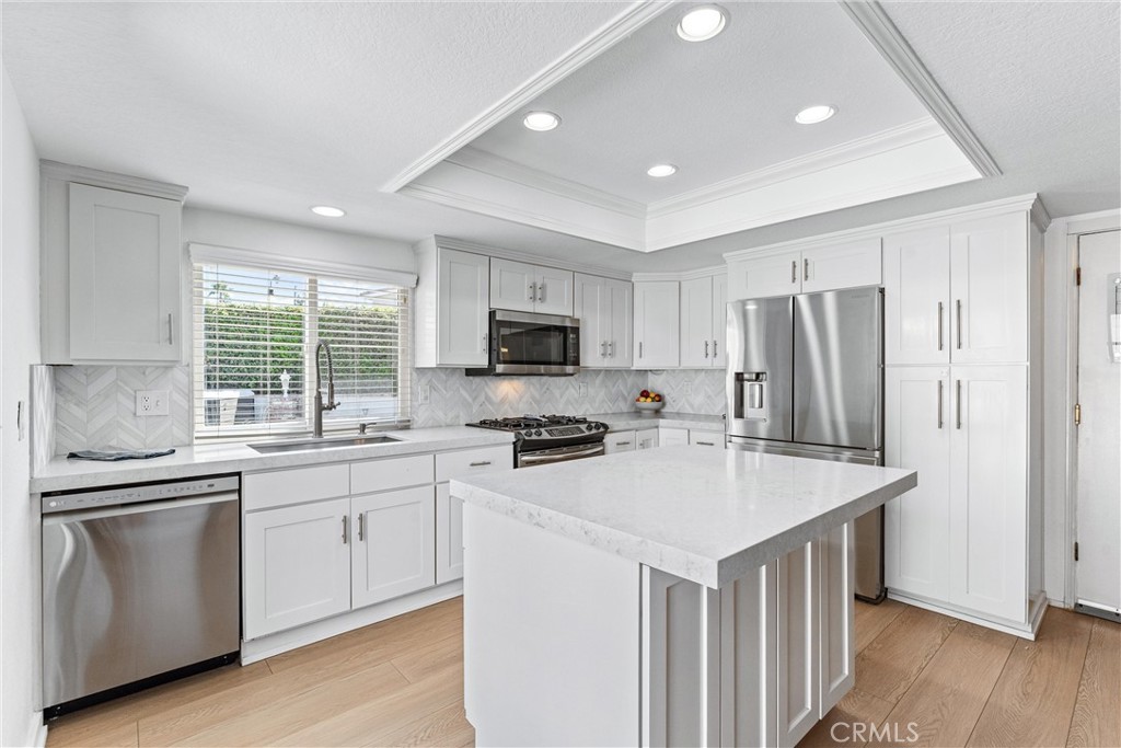 MLS #OC25269160 image #14