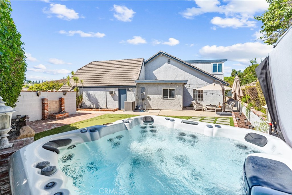 MLS #OC25269160 image #19