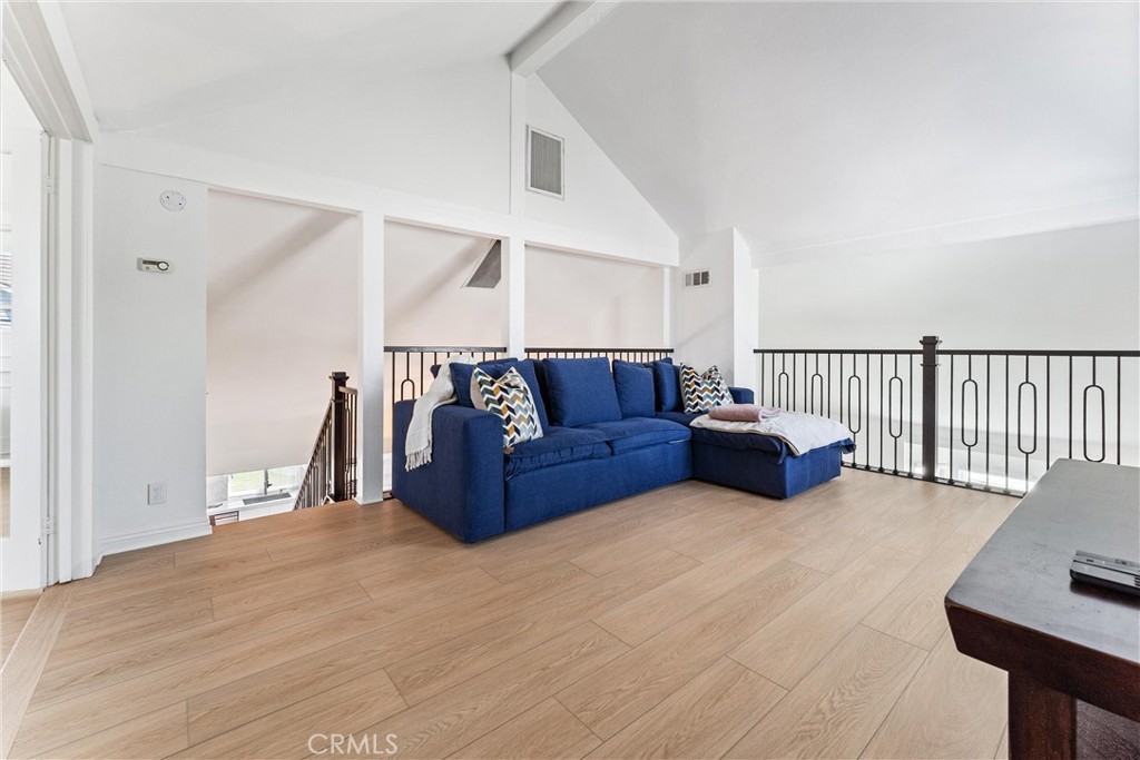 MLS #OC25269160 image #34